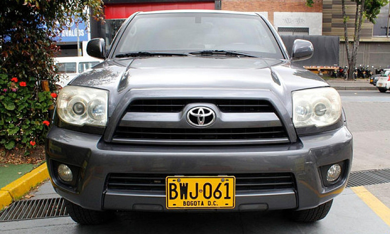 Toyota 4Runner 4.0 L...