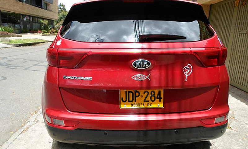 Kia Sportage Lx Mt 2...