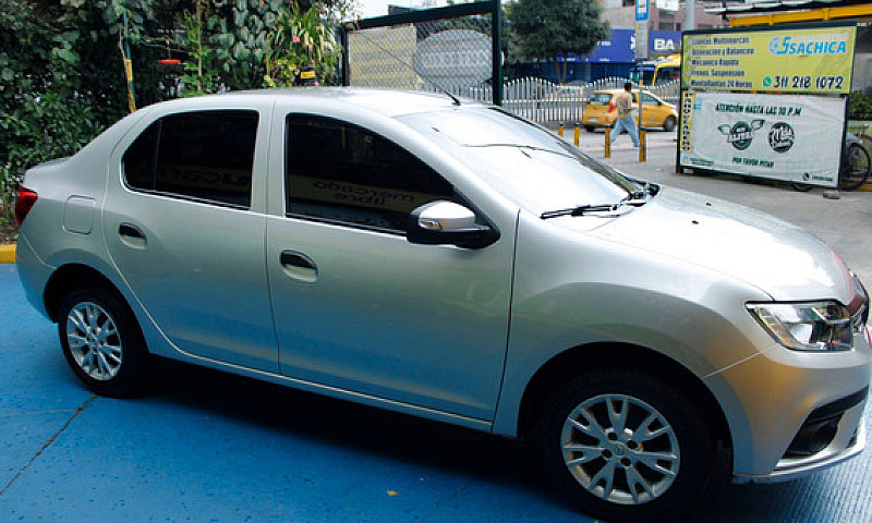 Renault Logan 1.6 Dy...