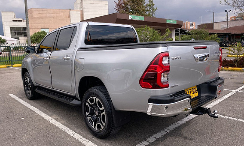 Toyota Hilux 2.8 At ...