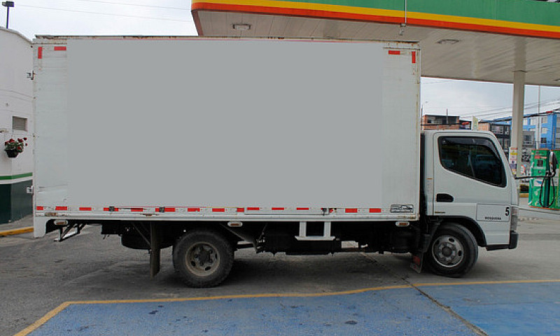 Mitsubishi Fuso Fe73...