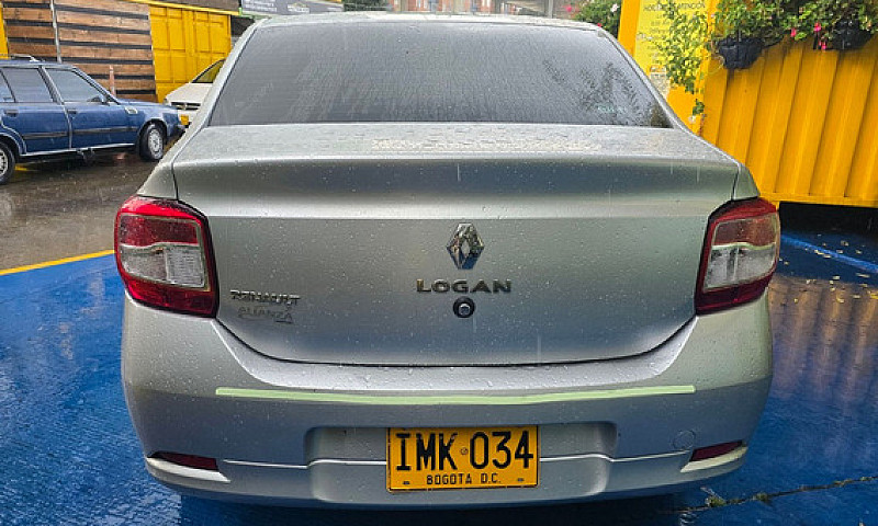 Renault Logan Expres...