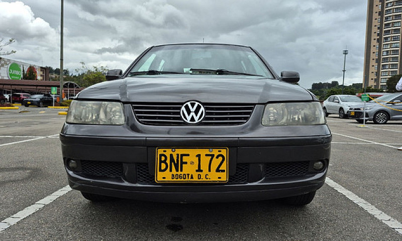 Volkswagen Gol ...
