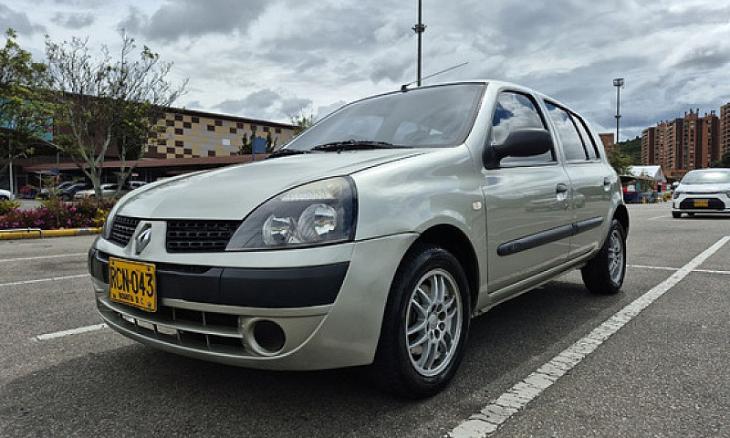 Renault Clio F.iv Ex...