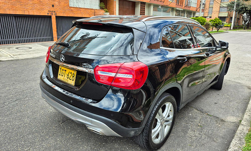Mercedes-Benz Clase ...