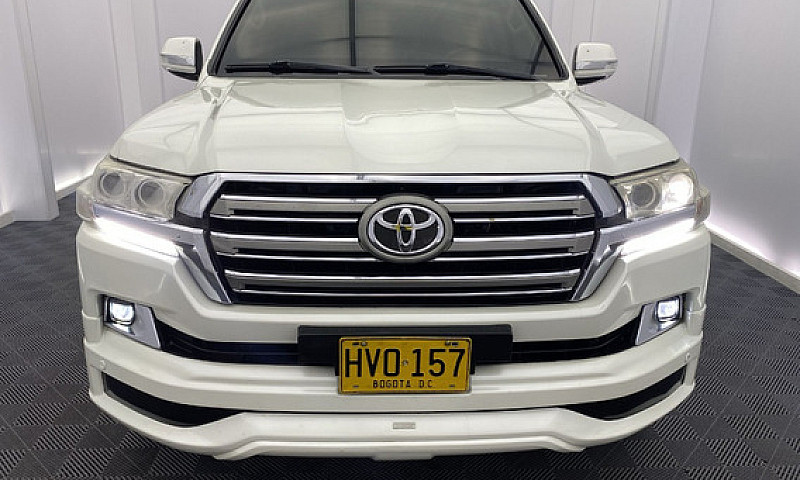Toyota Land Cruiser ...