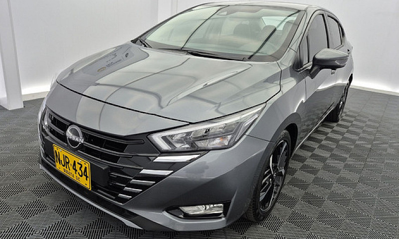 Nissan Versa 1.6 Exc...