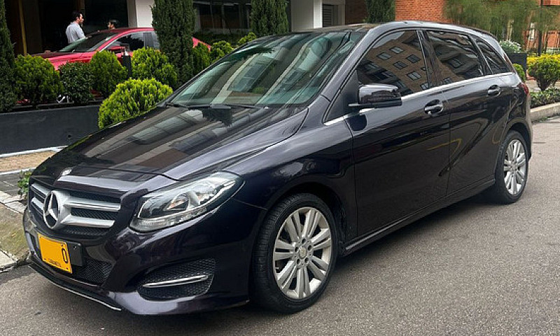 Mercedes-Benz Clase ...