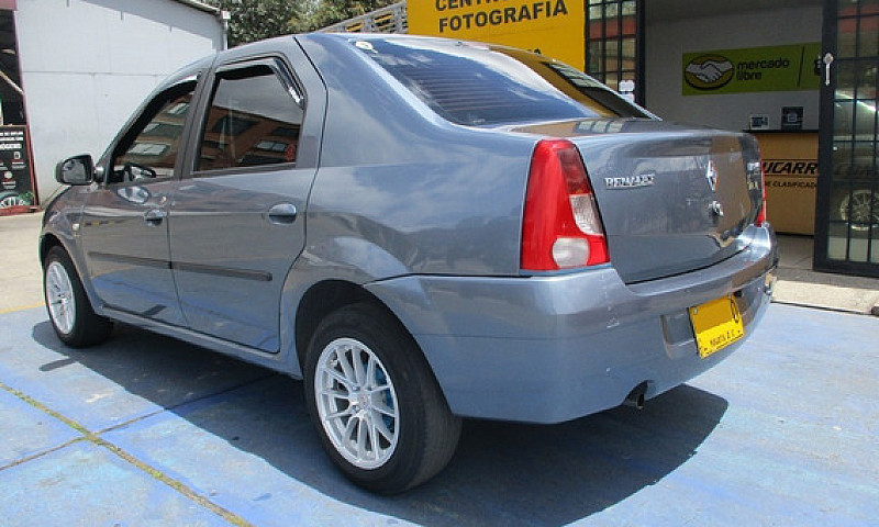 Renault Logan Famili...