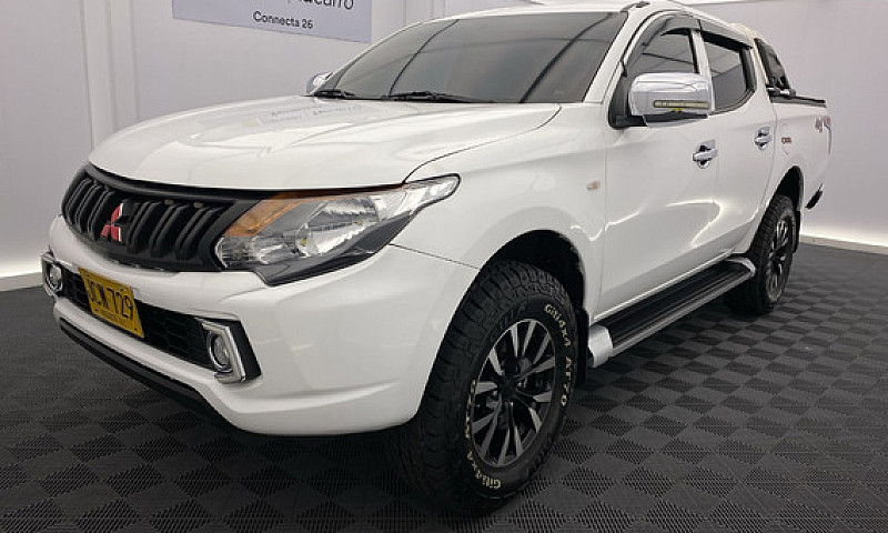 Mitsubishi L200 2.5L...