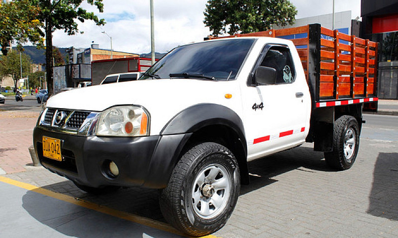 Nissan Frontier D22 ...