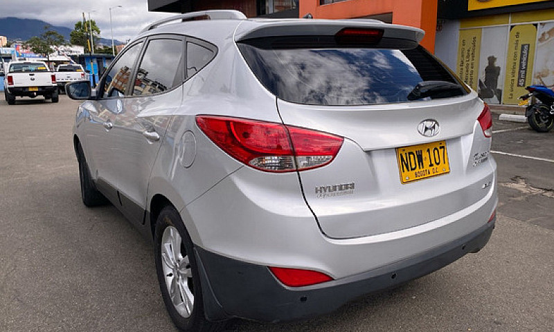 Hyundai Tucson Ix-35...