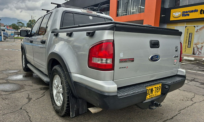 Ford Explorer 4.0 Sp...