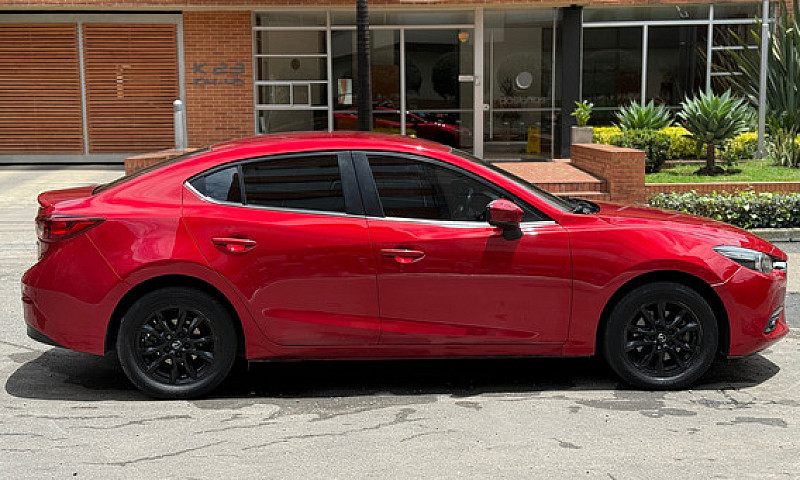 Mazda 3 2.0 Touring ...
