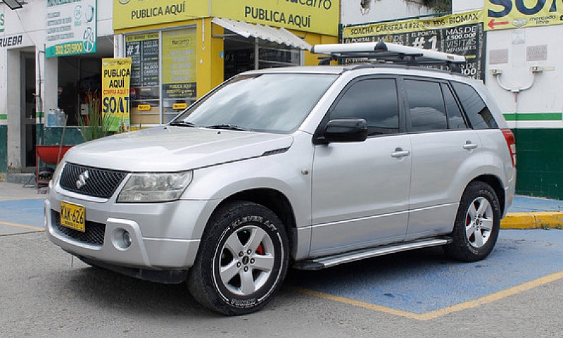 Suzuki Grand Vitara ...