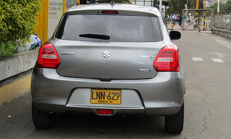 Suzuki Swift 1.2 Hyb...