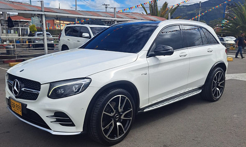 Mercedes-Benz Clase ...