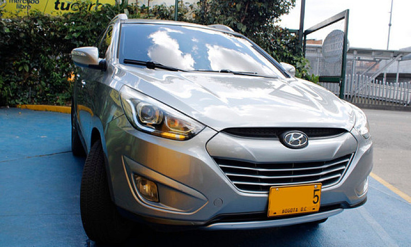 Hyundai Tucson Ix-35...