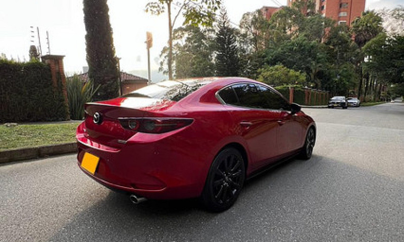 Mazda 3 2.5 Grand To...
