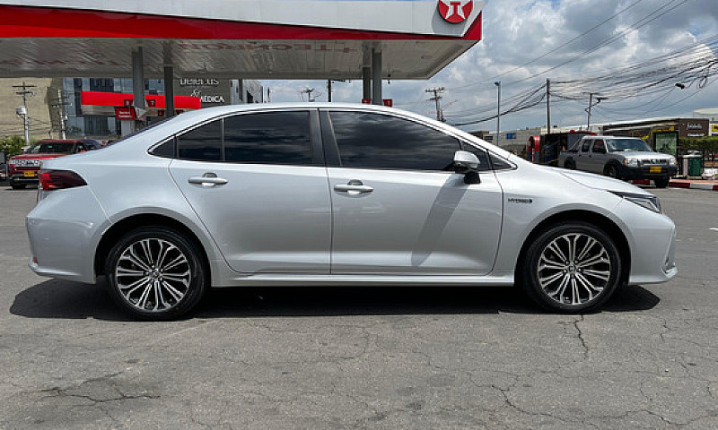 Toyota Corolla 1.8Cc...