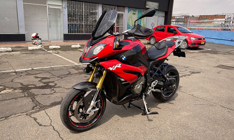 Bmw S1000Xr...