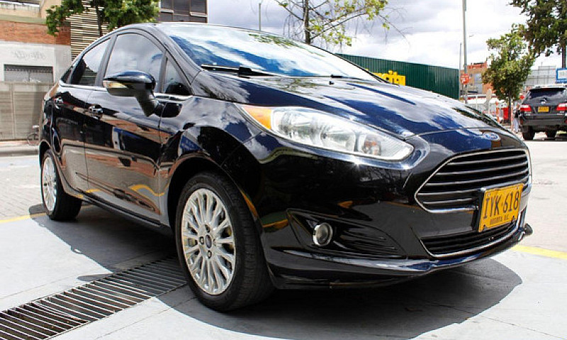 Ford Fiesta 1.6 Tita...