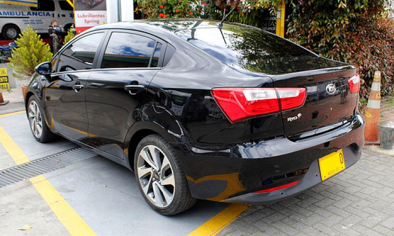 Kia Rio 1.4 Vibrant ...