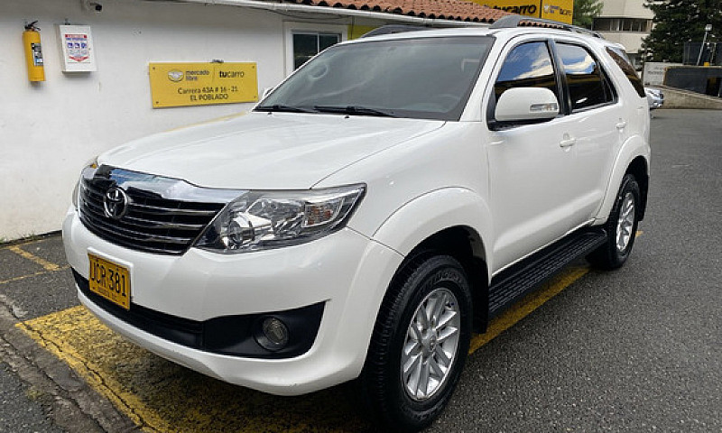 Toyota Fortuner 2.7 ...
