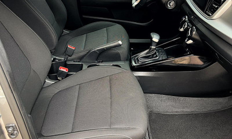 Kia Rio 1.4 Vibrant ...