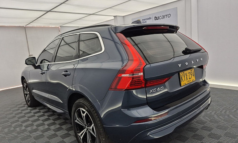 Volvo Xc60 B5 Awd Mo...