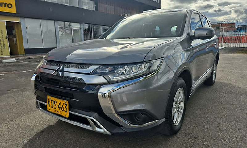 Mitsubishi Outlander...