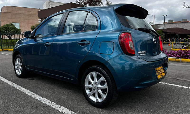 Nissan March 1.6 Adv...