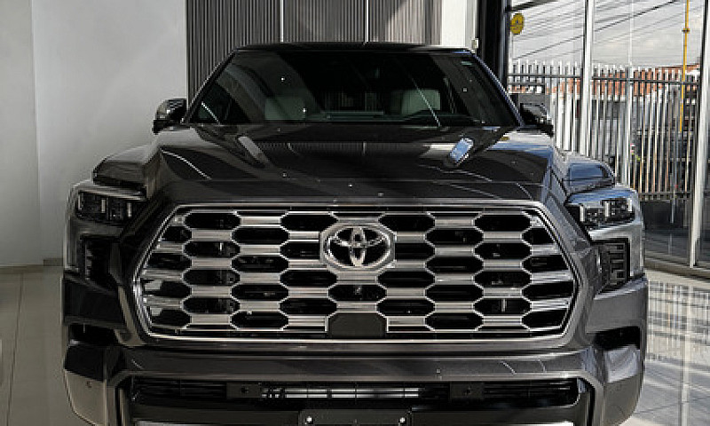 Toyota Sequoia 3.5 V...