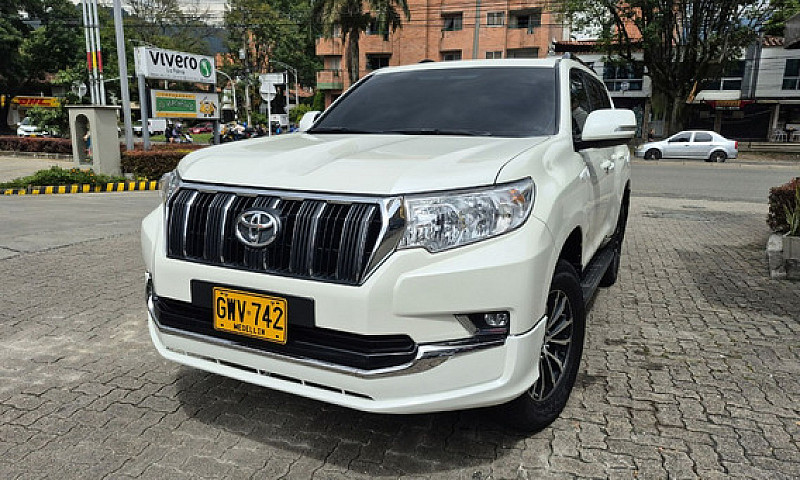 Toyota Prado 3.0 Tx-...