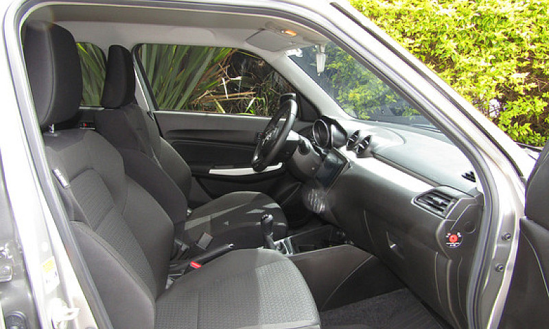 Suzuki Swift 1.2 Hyb...