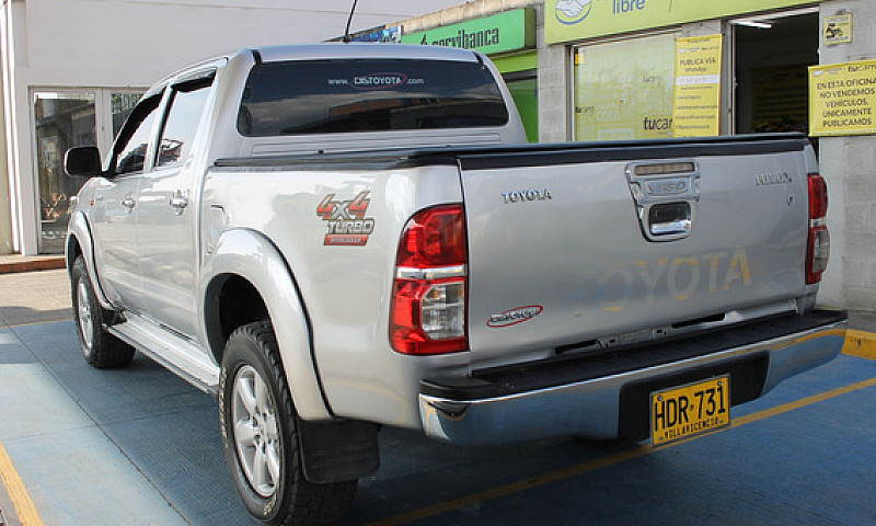 Toyota Hilux 2.5 4X4...