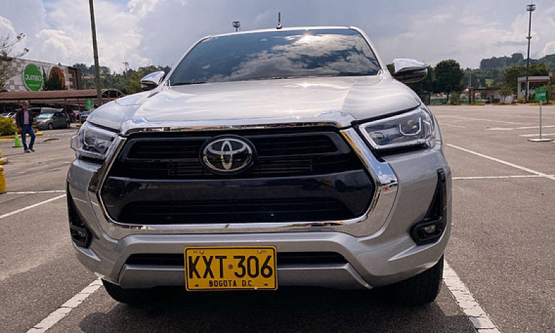 Toyota Hilux 2.8 At ...