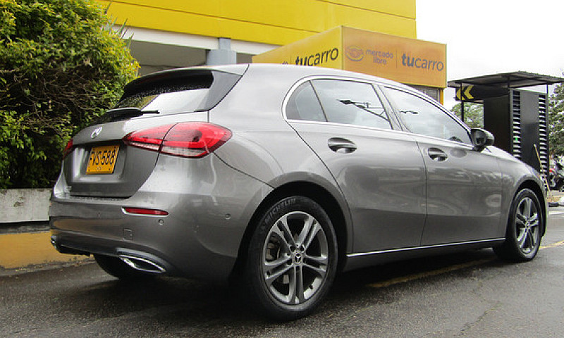 Mercedes-Benz Clase ...