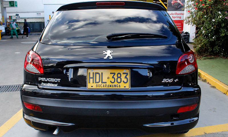Peugeot 206+ Mt 2013...