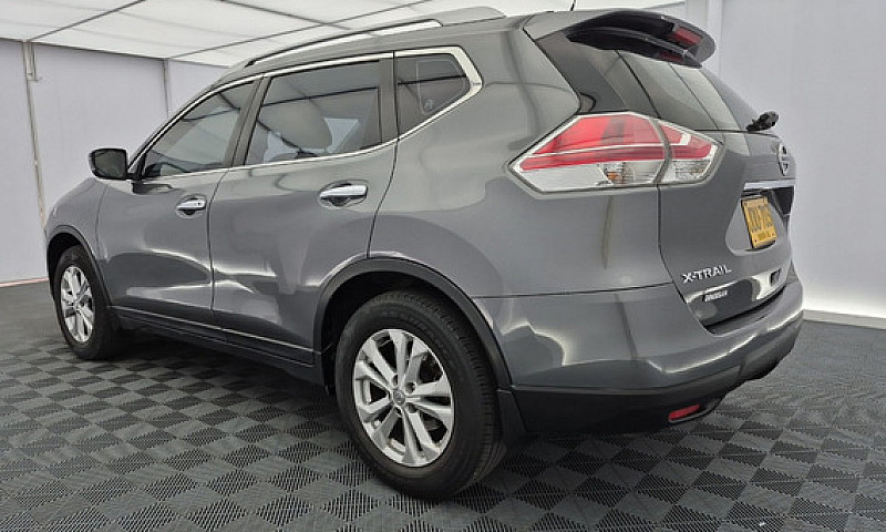 Nissan X-Trail 2.5 E...