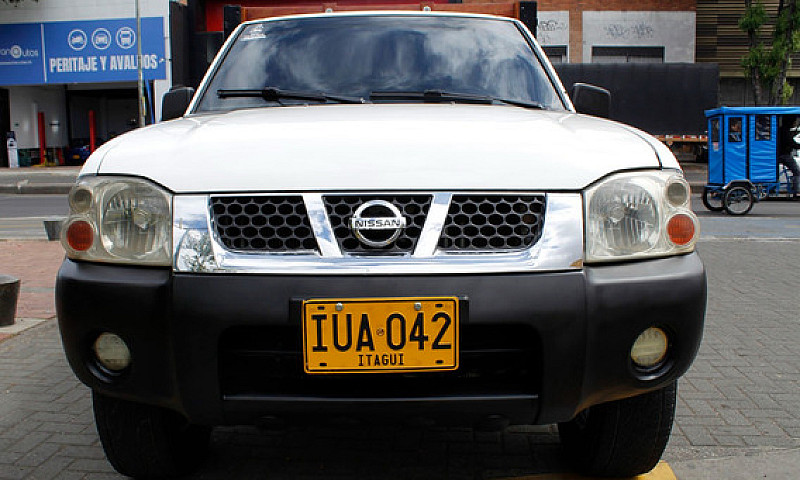 Nissan Frontier D22 ...