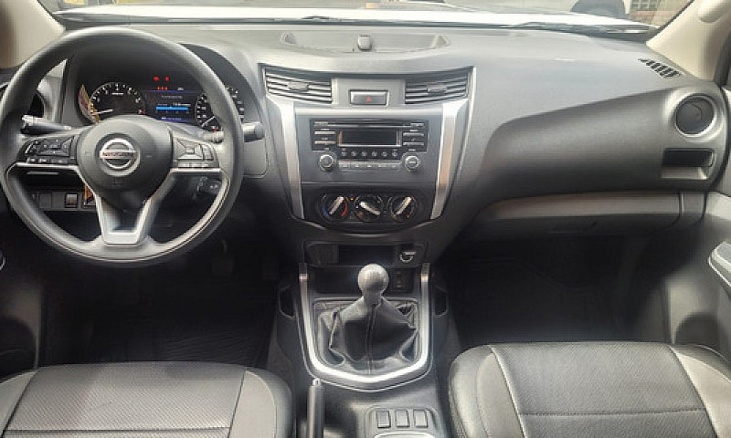 Nissan Frontier 2.5 ...