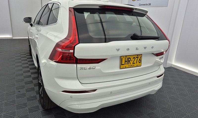 Volvo Xc60 2.0 B5 Aw...