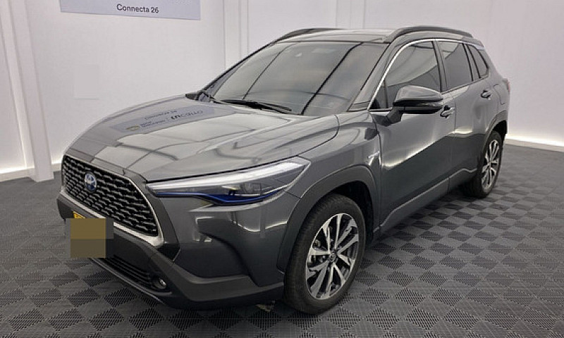 Toyota Corolla Cross...