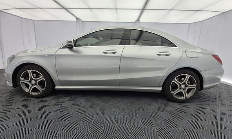 Mercedes-Benz Clase ...