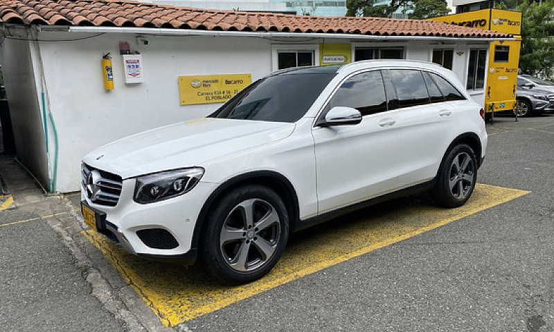 Mercedes-Benz Clase ...