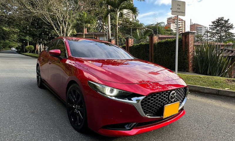 Mazda 3 2.5 Grand To...