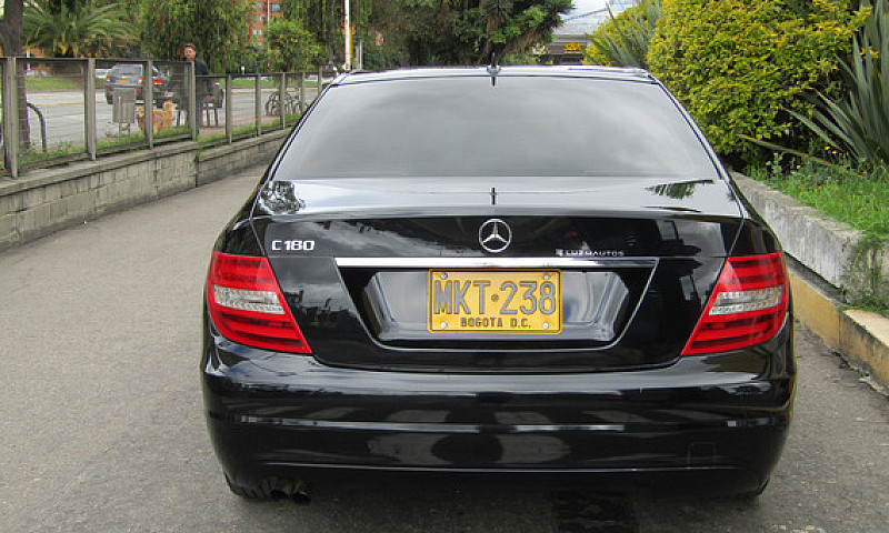 Mercedes-Benz Clase ...