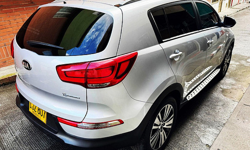 Kia Sportage 2.0 Sum...