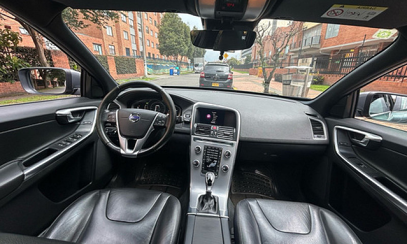 Volvo Xc60 2.0 T5 Aw...